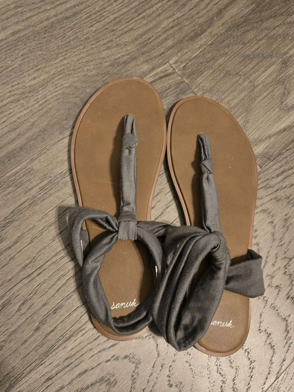 Sanuk women sandals
